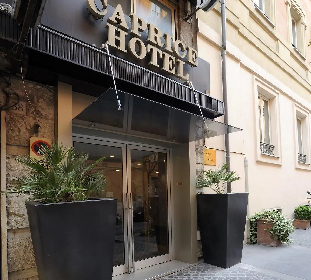 Hotel Numa Rome Barberini 4*,